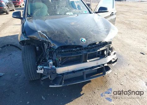 2016 BMW X1 xDrive28I z USA, uszkodzony, nr VIN WBXHT3C37GP881303